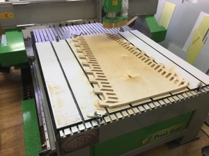 Фрезерная резка, гравировка дерева