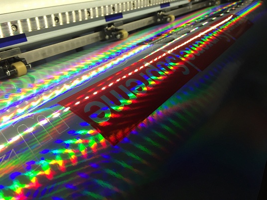 Печать на голографической плёнке