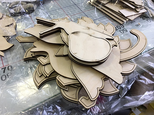 Лазерная резка фанеры