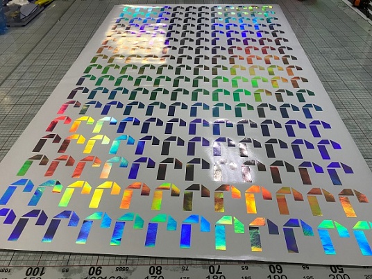 Печать на голографической плёнке