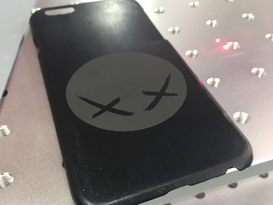 Гравировка на телефонах, планшетах, компьютерной технике