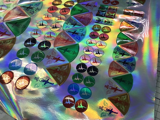 Печать на голографической плёнке