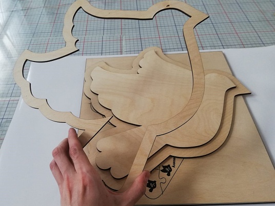 Лазерная резка фанеры