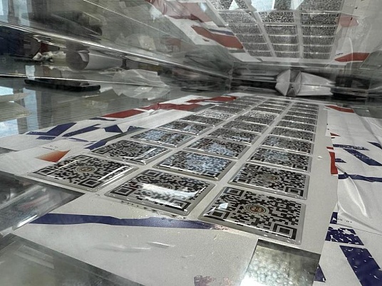 Печать объемных наклеек