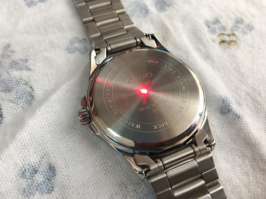 Гравировка на часах, браслетах