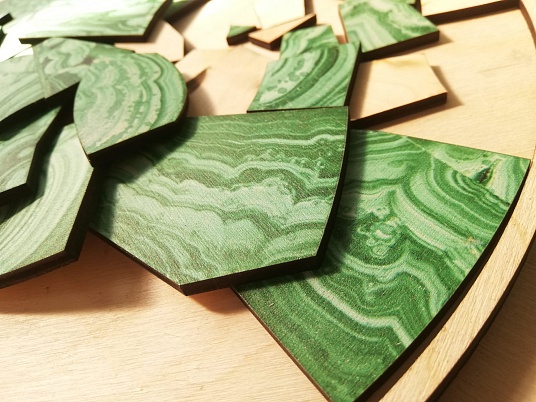 Лазерная резка фанеры