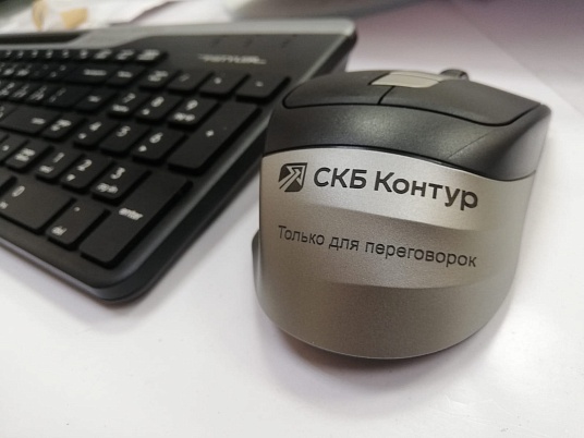 Гравировка на телефонах, планшетах, компьютерной технике