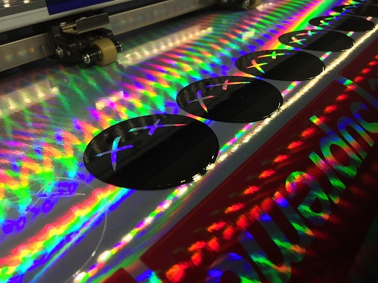 Печать на голографической плёнке