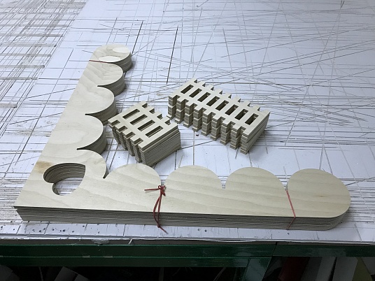 Фрезерная резка, гравировка дерева