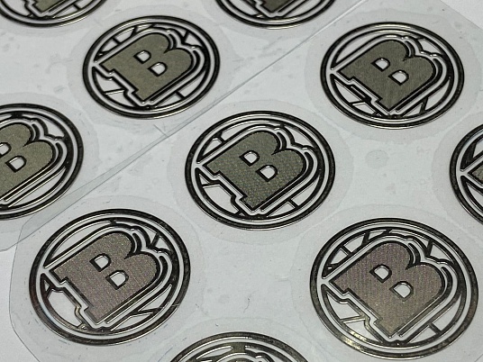 Изготовление никелевых наклеек