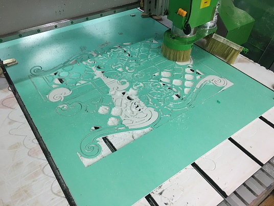 Фрезерная резка пластика ПВХ