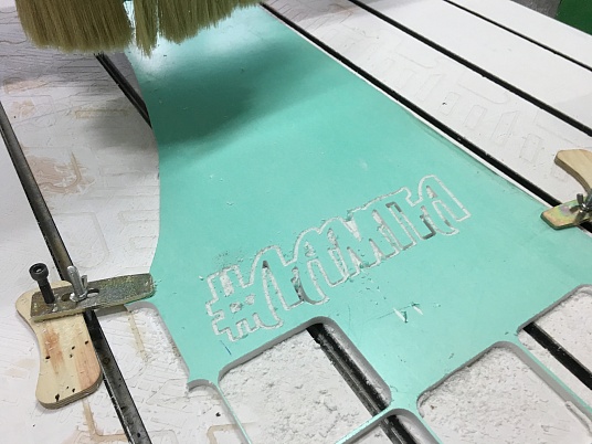 Фрезерная резка пластика ПВХ