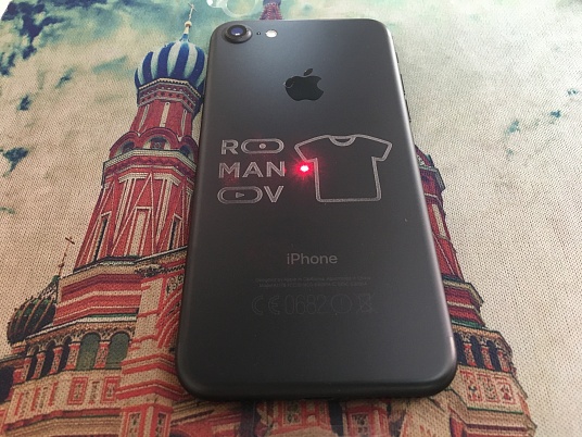 Гравировка на телефонах, планшетах, компьютерной технике