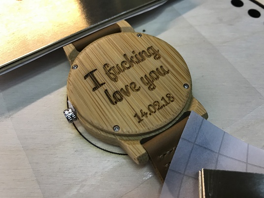 Гравировка на часах, браслетах