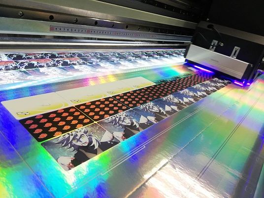 Печать на голографической плёнке