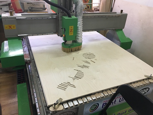 Фрезерная резка, гравировка дерева