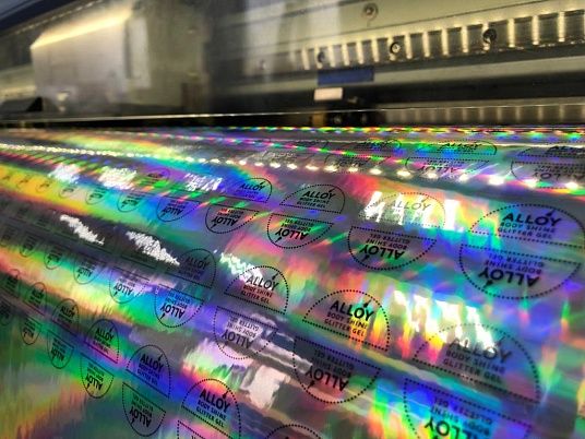 Печать на голографической плёнке