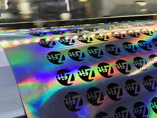 Печать на голографической плёнке