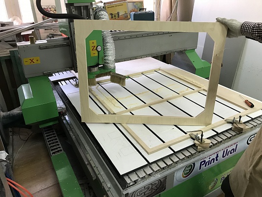 Фрезерная резка, гравировка дерева