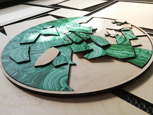 Лазерная резка фанеры