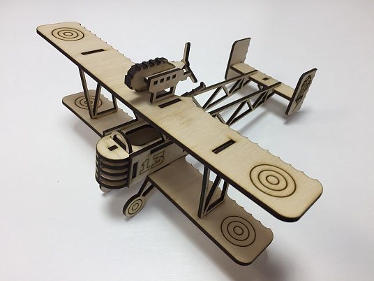 Лазерная резка фанеры