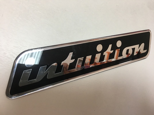 Изготовление шильдов