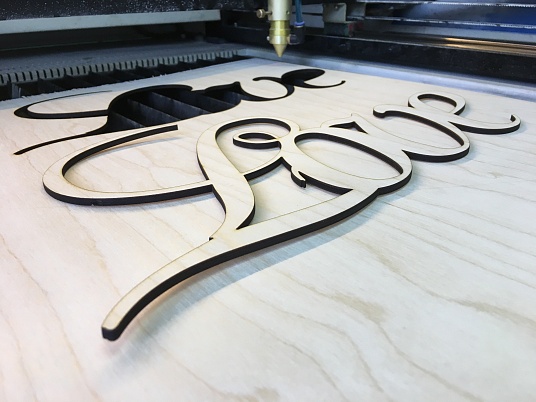 Лазерная резка фанеры