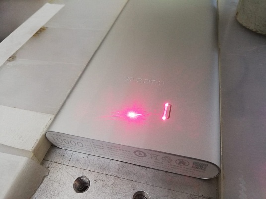 Гравировка на телефонах, планшетах, компьютерной технике