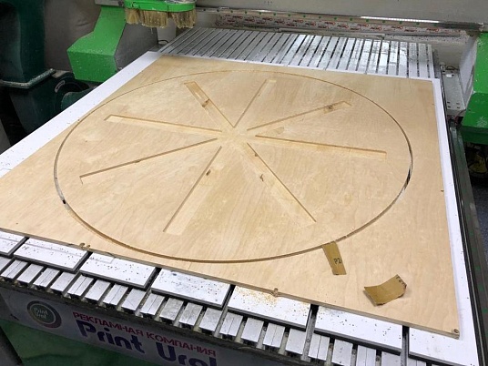 Фрезерная резка, гравировка дерева