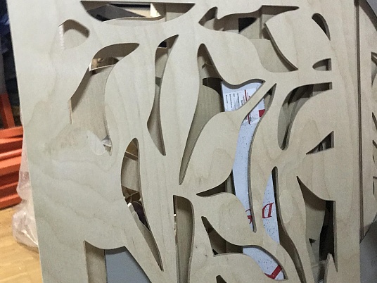 Фрезерная резка, гравировка дерева