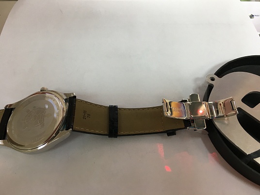 Гравировка на часах, браслетах